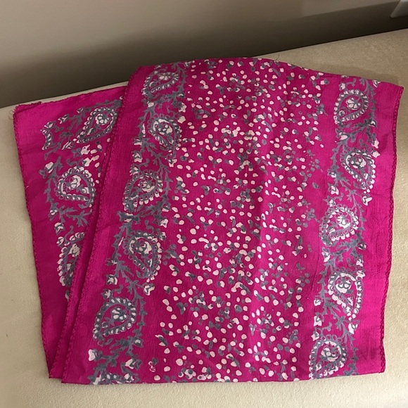 None Accessories - Vibrant Pink Paisley Long Scarf